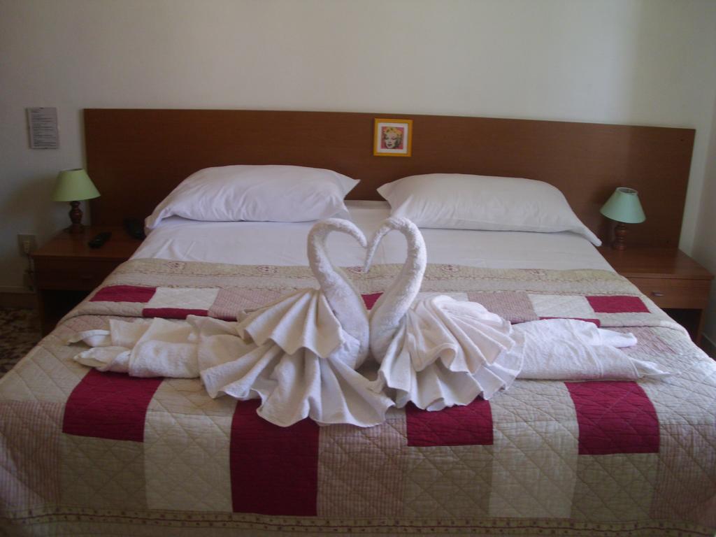Hotel Caribe Βιαρέτζιο Δωμάτιο φωτογραφία